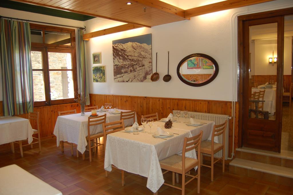 Hotel Vall Ferrera Areu Buitenkant foto
