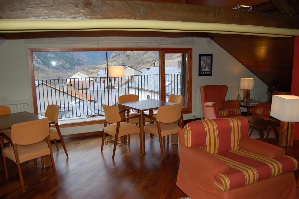 Hotel Vall Ferrera Areu Buitenkant foto