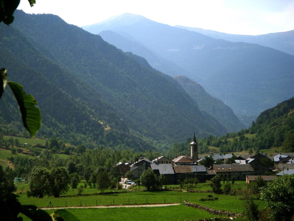 Hotel Vall Ferrera Areu Buitenkant foto